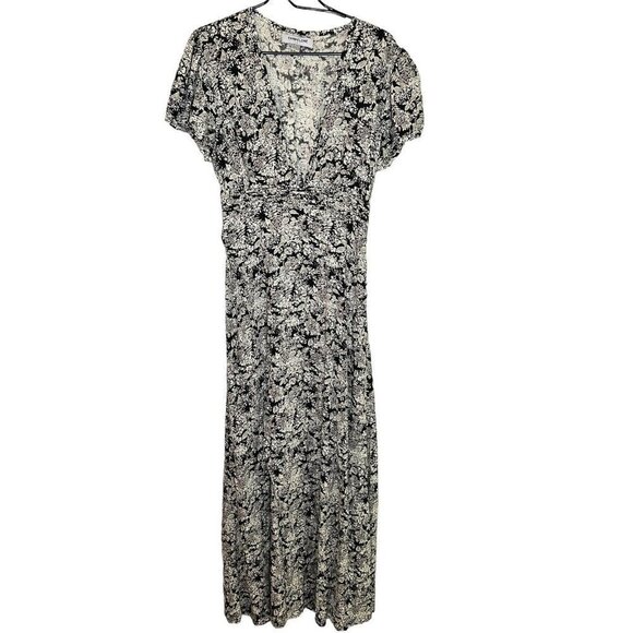 Floral Black Maxi Dress - Picture 4 of 15